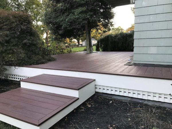 Decking & Fence Installation Service in Fall River MA