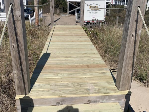 Decking & Fence Installation Service in Fall River MA